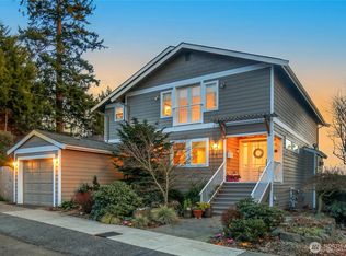 4211 SW Sullivan St, Seattle, WA 98136