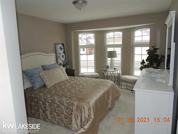 4th image of 49267 Pond Place Dr Unit 161
