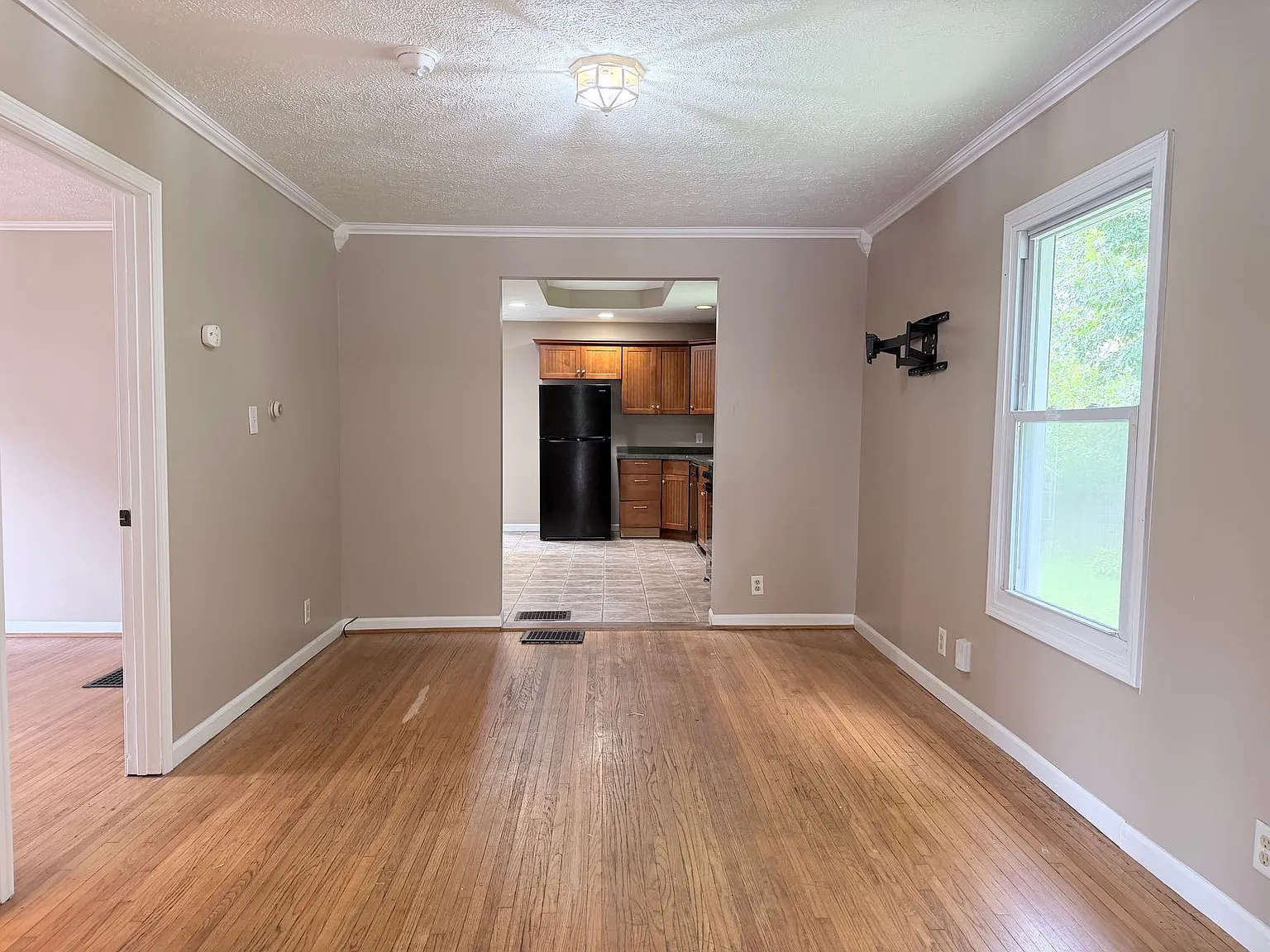 1422 S Lincol — Photo 2