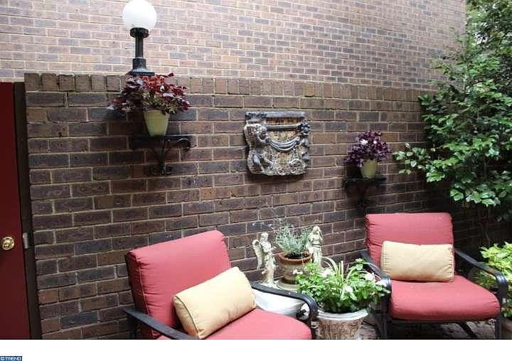 1st image of 37 Saint James Ct #29