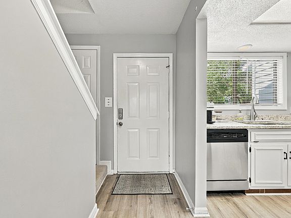 3rd image of 100 Shadow Moss Pl. #21