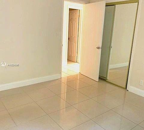 4th image of 1437 NE 56th St #3