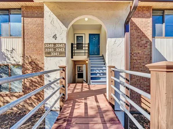 3347 Forest Ridge Rd, Roanoke, VA 24018