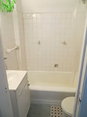 Rented by Performing Assets Corp | media 37