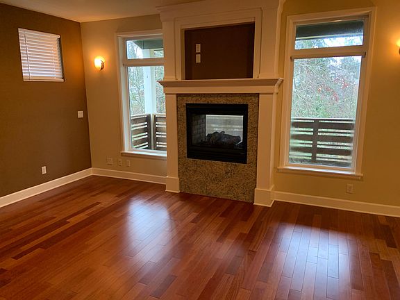 3rd image of 11544 SE 83rd St