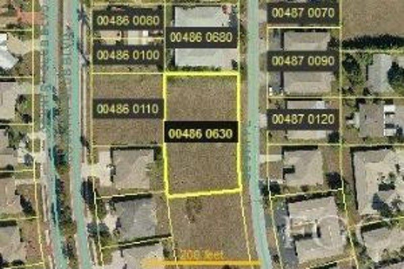 1st image of 3626 SE 9th Pl