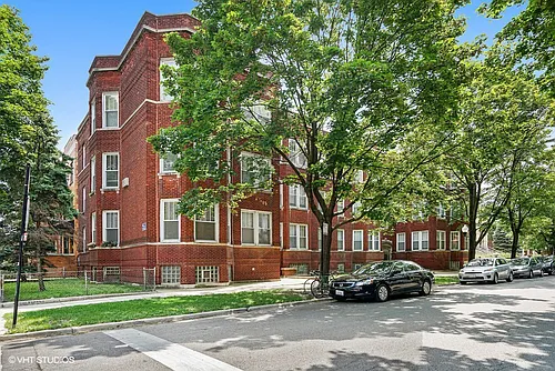 847-57 N. Oakley Blvd./2255 W. Iowa St. Photo 1 847-57 N. Oakley Blvd./2255 W. Iowa St. Photo 1