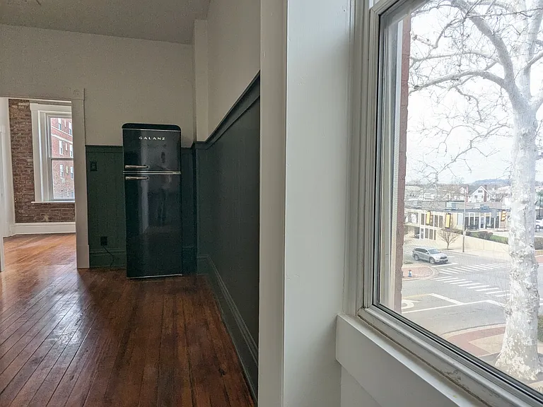 128 N Broad St #1 — Photo 21