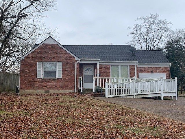 1st image of 2316 Fernwood Dr