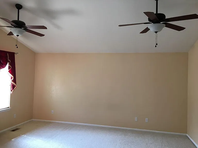 10558 Madison St — Photo 10