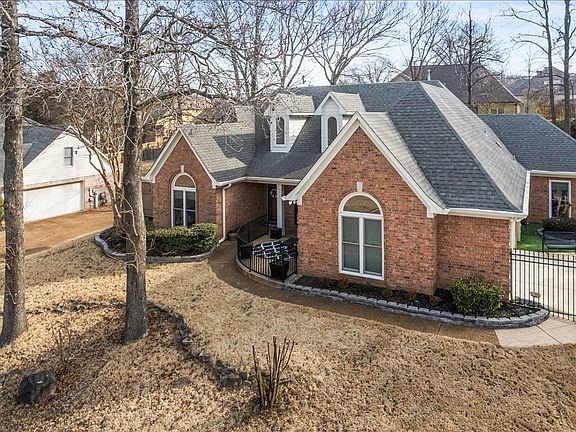 3rd image of 4798 Snickers Dr
