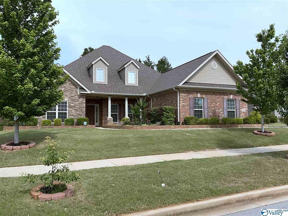 1st image of 245 Heritage Mill Dr