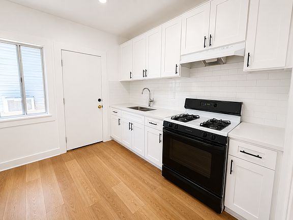5th image of 206 E Avenue 40 #1/2