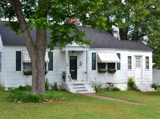 16 Bishop St, Inman, SC 29349