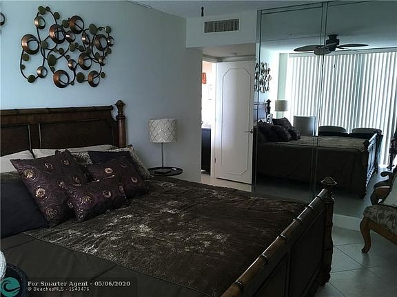 4th image of 333 NE 21st Ave APT 1722
