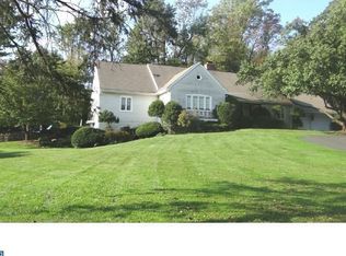 1808 Washington Ln, Jenkintown, PA 19046