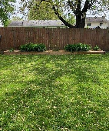 3rd image of 6559 Balsam Dr
