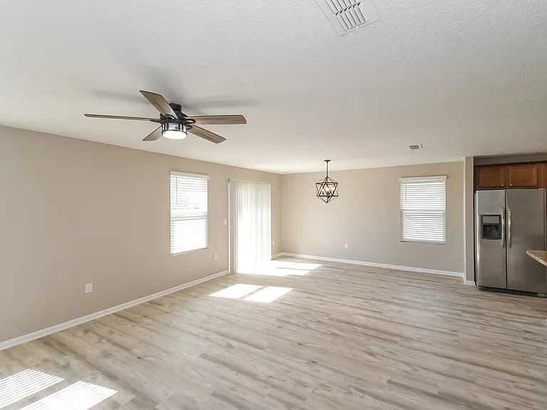 2283 Pebble Point Dr — Photo 6
