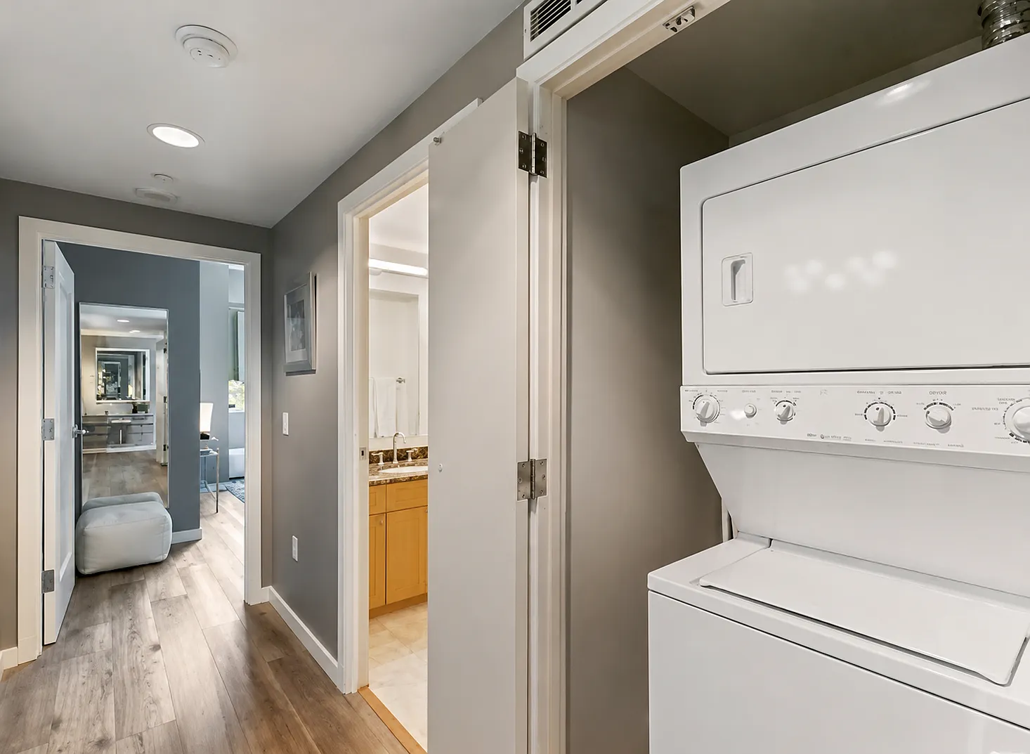 1 bed, 675 sqft, $4,950 — Photo 2