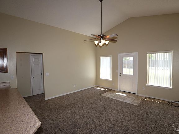 4th image of 5140 Cocoa Dr
