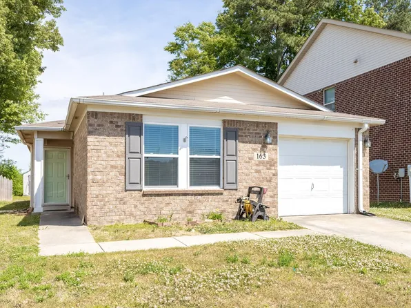 163 Sedgewick Dr, Owens Cross Roads, AL 35763