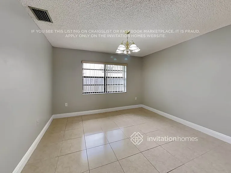 11295 SW 55th Pl — Photo 4