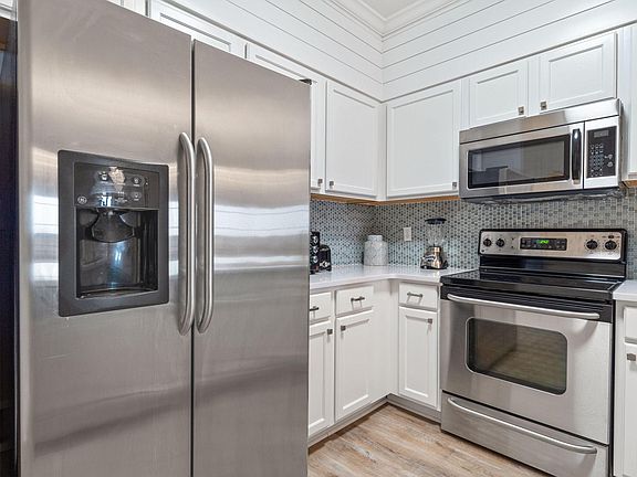 5th image of 10343 E County Highway 30a Unit 406D