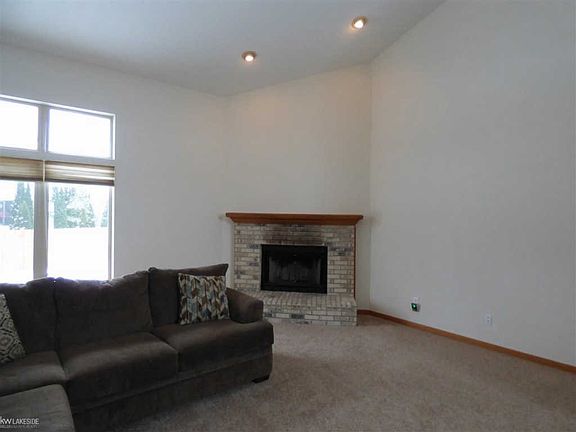 3rd image of 53079 Windham Dr