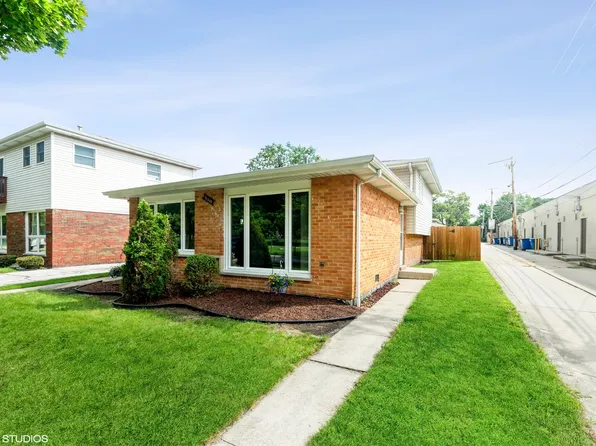 11045 S California Ave, Chicago, IL 60655