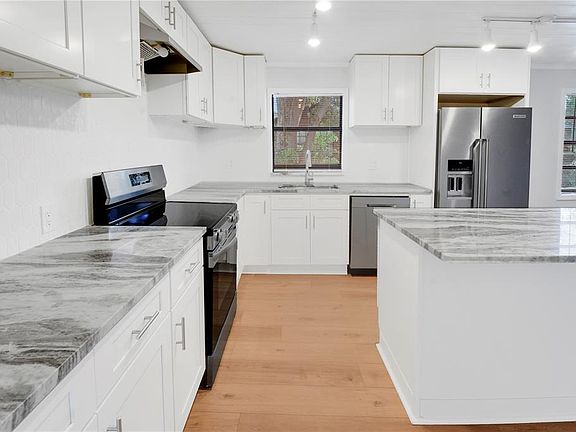 2nd image of 6425 S RICHARD AVENUE