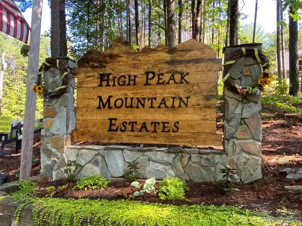 3855 Back Bluff Dr, Morganton, NC 28655