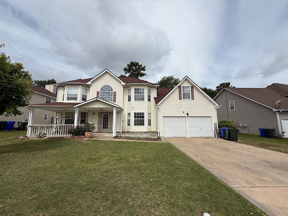 1st image of 1656 Village Place Cir NE