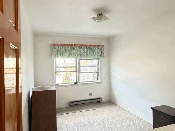 94-61 43rd Avenue image 2 of 14