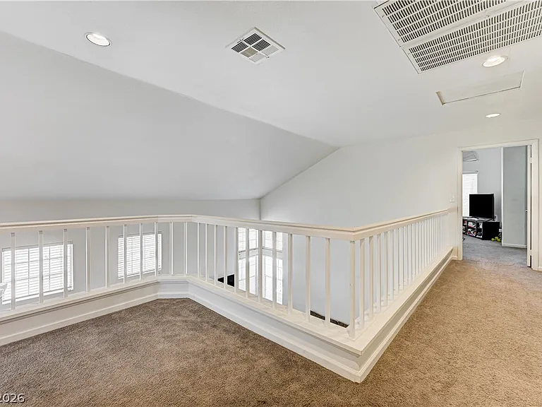 312 Windmere St — Photo 35