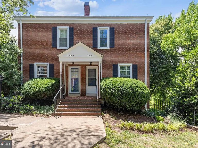 2804 S Abingdon St #A — Photo 15