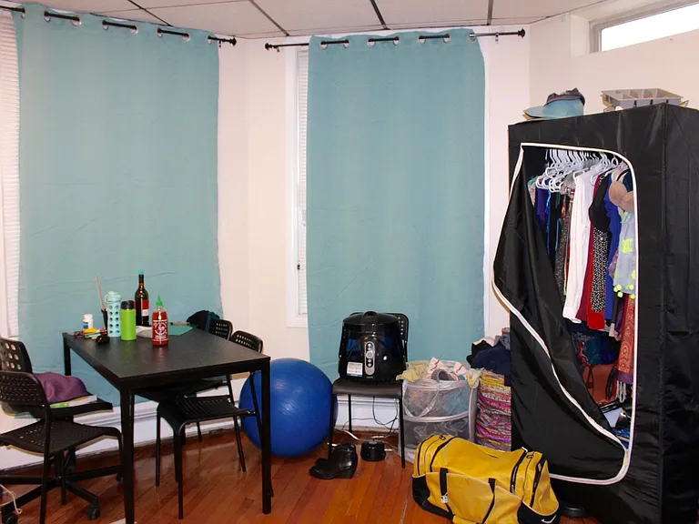 879 Beacon St #10 — Photo 4