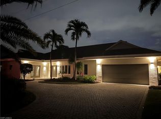 5122 Starfish Ave, Naples, FL 34103