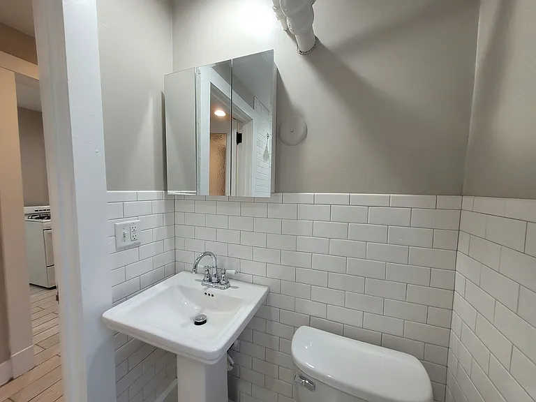 1534 Woodland Ave #B1 — Photo 25