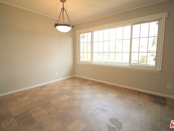 5th image of 7461 Capistrano Ave