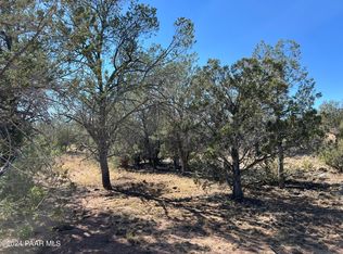 433 N Peaceful Hill Rd, Seligman, AZ 86337