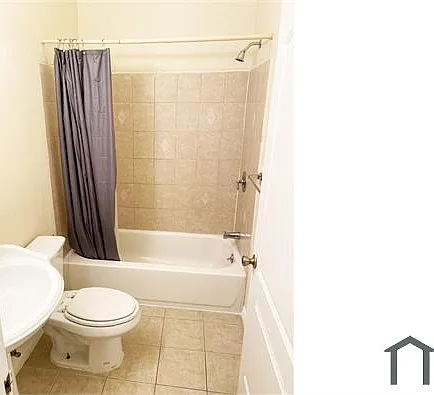 14655 Vanowen St #2 — Photo 7