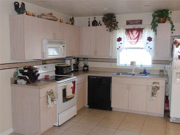 4th image of 608 Hamster Ln