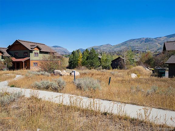 3rd image of 2000 Trollhaugen Ln