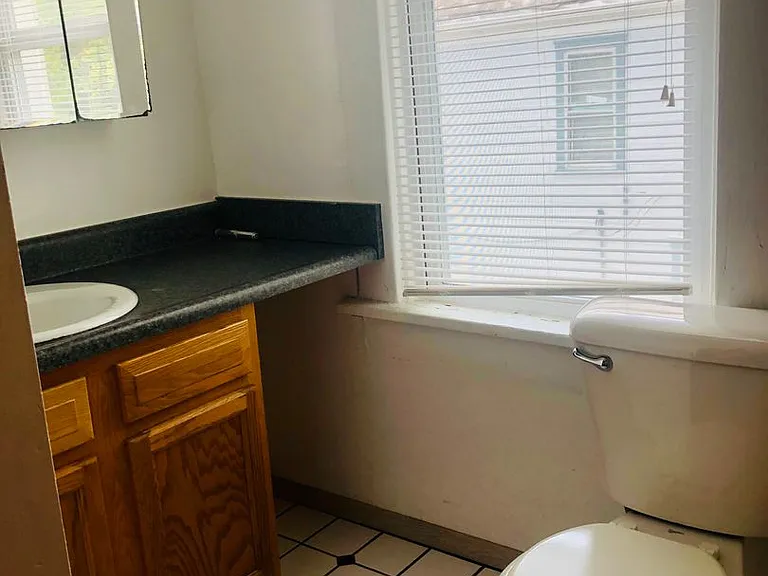 77 E Patterson Ave — Photo 8