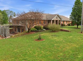 1229 E 425th Road, Bolivar, MO 65613