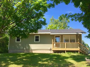 5992 Lillian Ln, Traverse City, MI 49685