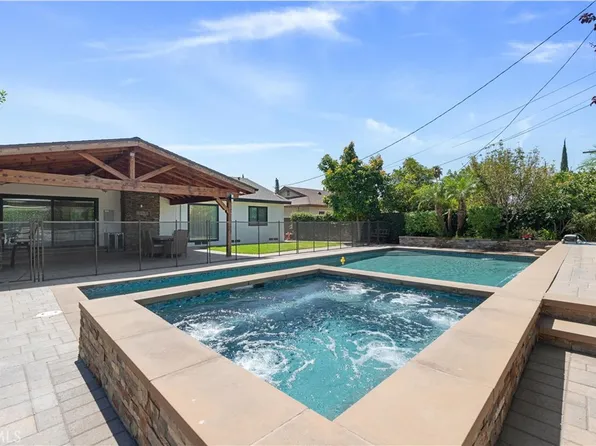 11001 Gothic Ave, Granada Hills, CA 91344