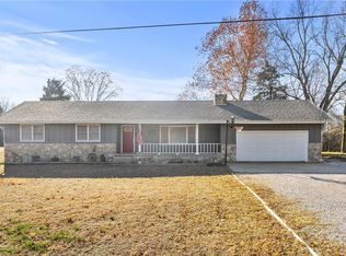 4002 County Road 4050, Independence, KS 67301