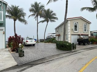 4 Nettles Blvd, Jensen Beach, FL 34957