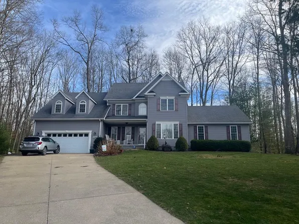 114 Bowman Ln, Daniels, WV 25832